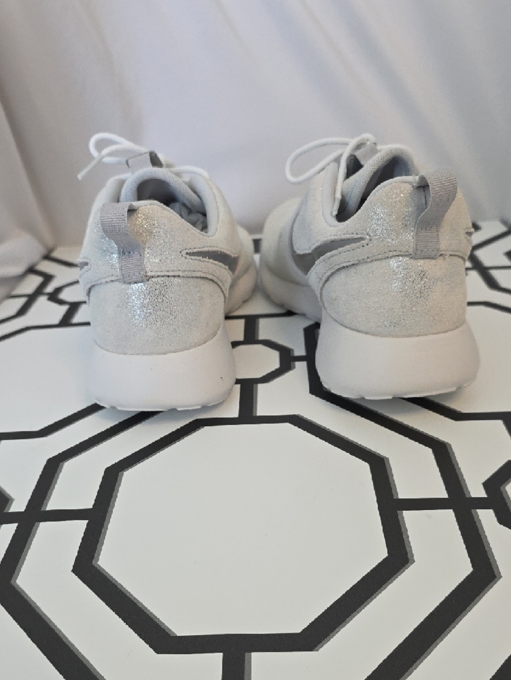 Nike White/Silver Glitter Low-Top Sneakers with Silver Swoosh - Picture 3 of 6